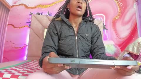 Oriana online show from October 2025 10:56:02 AM