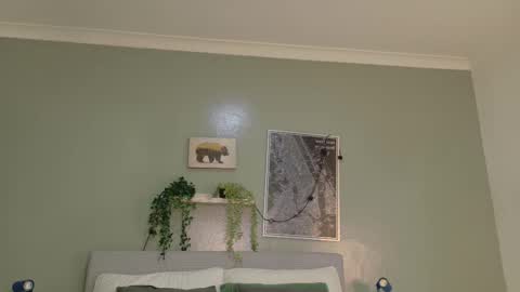 Snapshot of taylorsmitth_ chatting on October 2025 11:44:02 AM TAYLOR online show from October 2025 11:44:02 AM