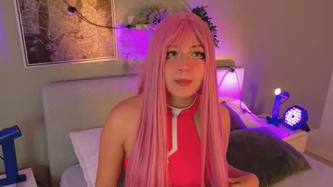 Snapshot of taylorsmitth_ chatting on October 2025 12:53:02 PM TAYLOR online show from October 2025 12:53:02 PM