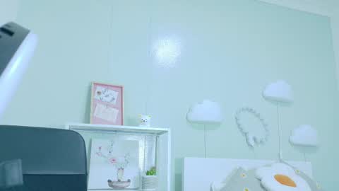 Snapshot of taylorsmitth_ chatting on October 2025 11:33:02 AM TAYLOR online show from October 2025 11:33:02 AM