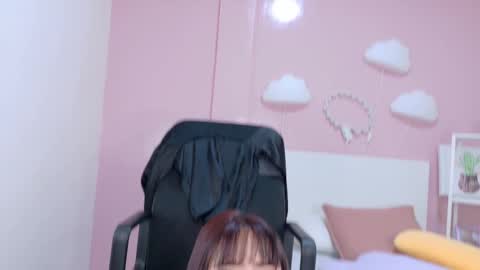 Snapshot of taylorsmitth_ chatting on November 2025 11:55:02 AM TAYLOR online show from November 2025 11:55:02 AM