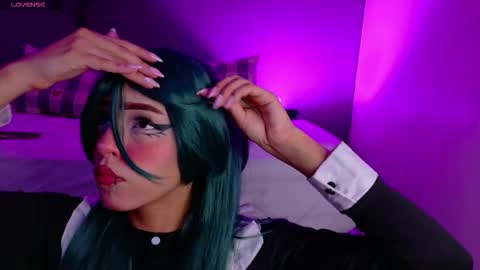 Snapshot of taylorsmitth_ chatting on December 2025 11:48:01 AM TAYLOR online show from December 2025 11:48:01 AM