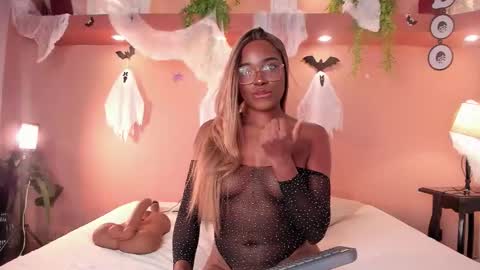 Snapshot of taylorviidal chatting on October 2025 07:36:02 PM taylor online show from October 2025 07:36:02 PM