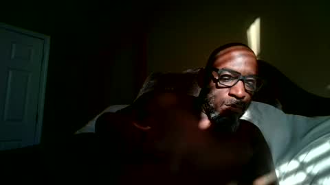 Snapshot of tchsul chatting on September 2025 01:24:01 PM TOUCH online show from September 2025 01:24:01 PM