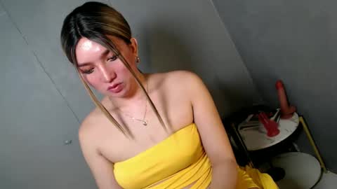 ellaine online show from January 2025 12:38:01 AM