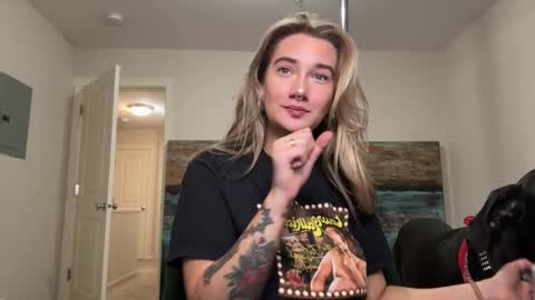 Snapshot of teamtragic chatting on October 2025 02:33:01 AM Katy online show from October 2025 02:33:01 AM