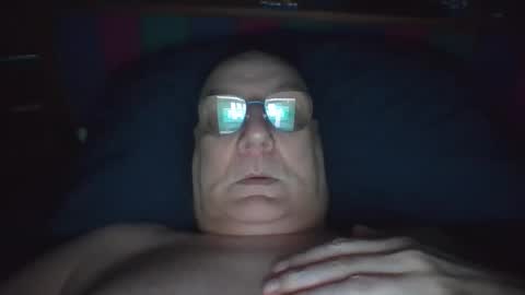 Snapshot of tebb61 chatting on September 2025 06:04:02 AM Mark online show from September 2025 06:04:02 AM