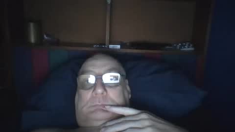 Snapshot of tebb61 chatting on October 2025 07:06:01 AM Mark online show from October 2025 07:06:01 AM