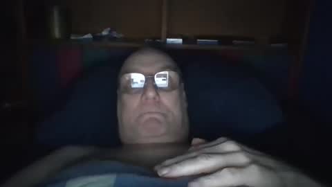 Snapshot of tebb61 chatting on October 2025 07:38:01 PM Mark online show from October 2025 07:38:01 PM