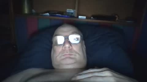 Snapshot of tebb61 chatting on October 2025 06:57:01 AM Mark online show from October 2025 06:57:01 AM