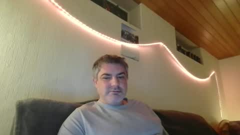 Peter online show from February 2025 10:23:02 PM