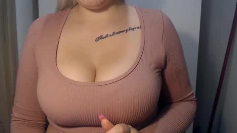 Teeyara  online show from September 2025 07:30:02 PM