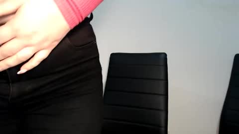 Teeyara  online show from October 2025 07:50:02 AM