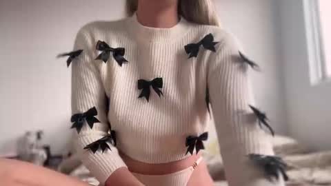 Snapshot of teffsweet18 chatting on October 2025 02:39:02 PM Amy No penetration Virgiin giirl online show from October 2025 02:39:02 PM