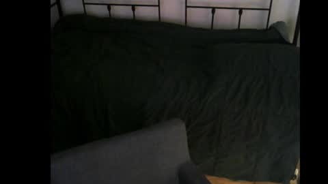 Snapshot of tehvillain chatting on October 2025 03:43:02 AM tehvillain online show from October 2025 03:43:02 AM