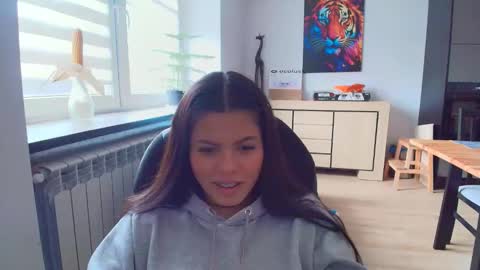 Amazing SALOME online show from October 2025 08:48:02 AM