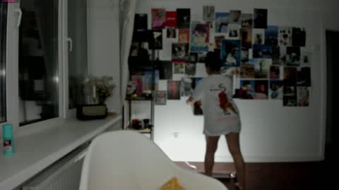 Snapshot of tenderalise chatting on December 2024 06:12:01 PM tenderalise online show from December 2024 06:12:01 PM