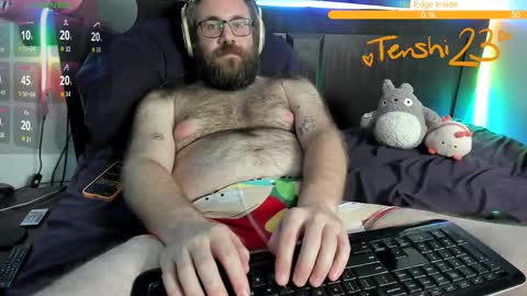 Snapshot of tenshi23 chatting on October 2025 02:15:01 AM Matt online show from October 2025 02:15:01 AM