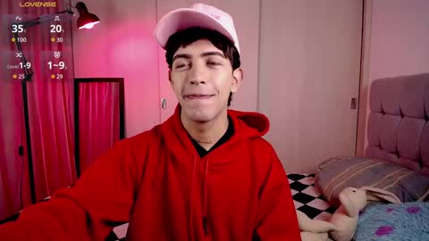 Snapshot of teobrowny_ chatting on January 2025 02:30:01 PM teo brown Independent model online show from January 2025 02:30:01 PM