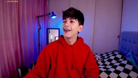 Snapshot of teobrowny_ chatting on January 2025 01:21:01 PM teo brown Independent model online show from January 2025 01:21:01 PM