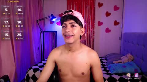 Snapshot of teobrowny_ chatting on February 2025 02:46:02 PM teo brown Independent model online show from February 2025 02:46:02 PM