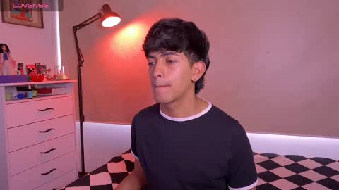 Snapshot of teobrowny_ chatting on September 2025 09:27:01 PM teo brown Independent model online show from September 2025 09:27:01 PM