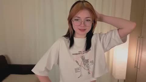 Snapshot of teresa_crawford chatting on December 2025 06:44:01 AM Maria online show from December 2025 06:44:01 AM