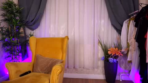 first  AI on cb - Vanya online show from January 2025 01:49:01 PM