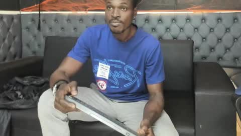 Snapshot of terranze_z chatting on October 2025 07:25:02 PM terranze_z online show from October 2025 07:25:02 PM