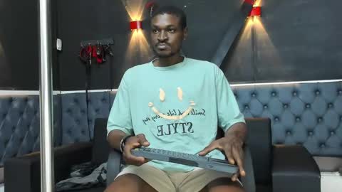 Snapshot of terranze_z chatting on November 2025 08:21:02 PM terranze_z online show from November 2025 08:21:02 PM