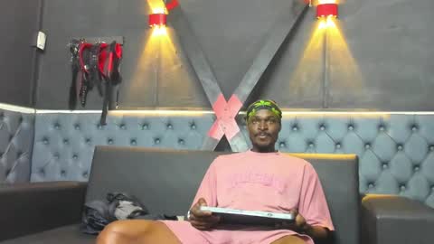 Snapshot of terranze_z chatting on November 2025 10:09:02 PM terranze_z online show from November 2025 10:09:02 PM