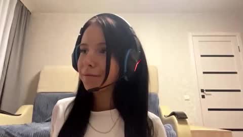 Snapshot of terresastair chatting on November 2025 04:40:01 PM Demi online show from November 2025 04:40:01 PM