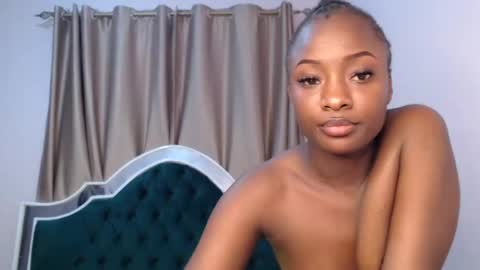 Tacy online show from February 2025 09:33:02 PM