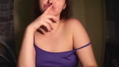 Snapshot of tessa__wayne chatting on December 2024 03:55:02 PM Tessa online show from December 2024 03:55:02 PM