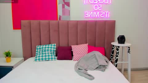 Snapshot of tessaadorable chatting on October 2025 01:28:02 AM Tessa 3 online show from October 2025 01:28:02 AM