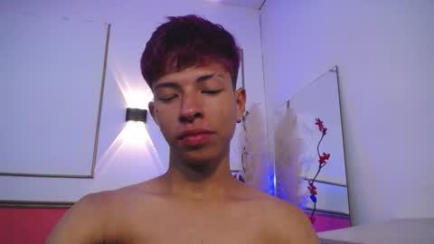 Snapshot of tessachains chatting on October 2025 02:33:01 AM tessachains online show from October 2025 02:33:01 AM