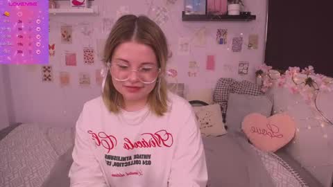 Snapshot of tesspleasure chatting on January 2025 05:57:01 AM TESSA online show from January 2025 05:57:01 AM