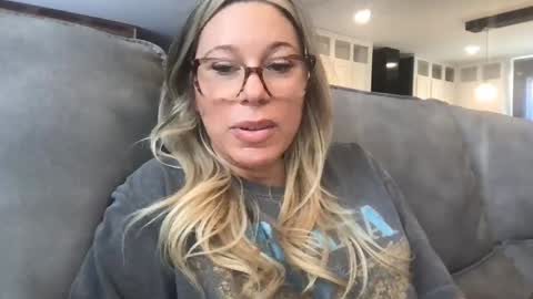 Daphne Summers online show from September 2025 05:45:01 PM