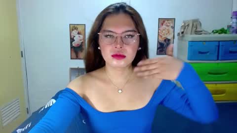 tgirlselena online show from September 2025 02:40:01 PM