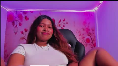 Andreina online show from November 2025 04:55:01 AM