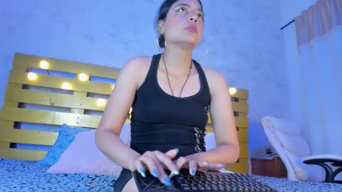 Snapshot of thalia888_ chatting on October 2025 07:02:02 PM thalia888_ online show from October 2025 07:02:02 PM