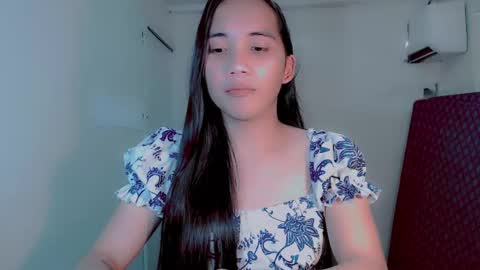 Snapshot of thalia_sunshine chatting on December 2024 11:07:01 PM Thalia online show from December 2024 11:07:01 PM