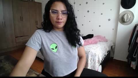    online show from October 2025 06:32:01 PM