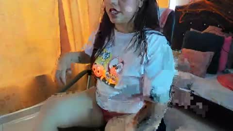 Snapshot of thamara__1023 chatting on October 2025 03:56:02 PM thania sometimes in the company of Alan and Maria online show from October 2025 03:56:02 PM