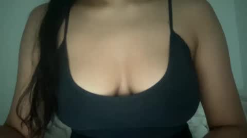 Snapshot of thatgirlmelanie chatting on October 2025 07:36:02 PM Melanie online show from October 2025 07:36:02 PM