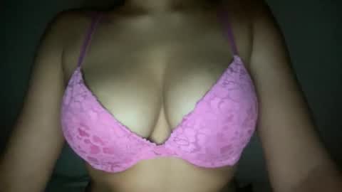 Snapshot of thatgirlmelanie chatting on October 2025 03:42:01 AM Melanie online show from October 2025 03:42:01 AM