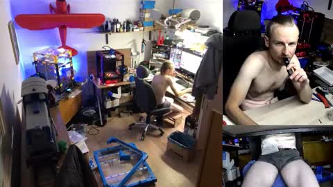 Snapshot of the0archon chatting on November 2025 06:18:02 PM Michal online show from November 2025 06:18:02 PM