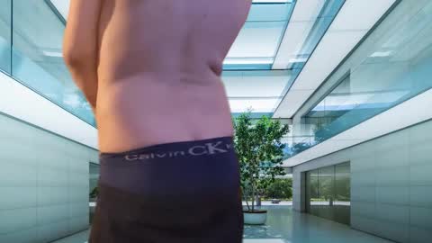 Snapshot of the420duderino chatting on November 2025 02:57:01 AM the420duderino online show from November 2025 02:57:01 AM