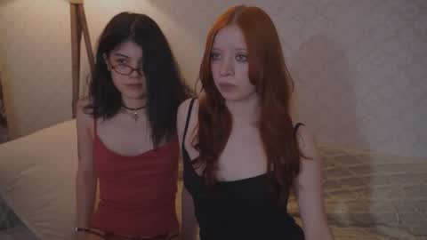 EllaLyn online show from October 2025 08:17:02 PM