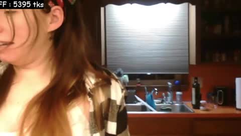 Snapshot of the_happy_space chatting on December 2024 10:59:02 PM MATERNITY LEAVE online show from December 2024 10:59:02 PM